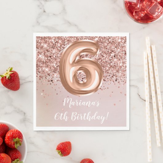 Serviette En Papier Rose Gold Kids Girl 6e fête d'anniversaire (En situation)
