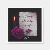 Serviette En Papier Rose gothique, bougie, parchemin et emplacement (Devant)