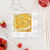 Serviette En Papier Rose jaune (En situation)