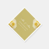 Serviette En Papier Rose jaune doré moderne Mariage Floral (Coin)