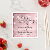 Serviette En Papier Rose Parties scintillant Or Bokeh Typographie Le M (En situation)