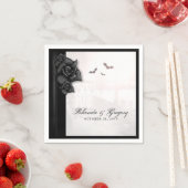 Serviette En Papier Roses noirs et chauves-souris gothique Halloween M (En situation)