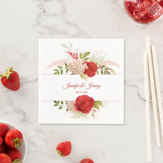 Serviette En Papier Roses rouges d'hiver et Mariage de verdure | (En situation)