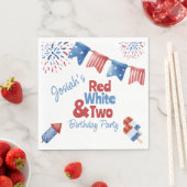 Serviette En Papier Rouge blanc et fête d'anniversaire (En situation)