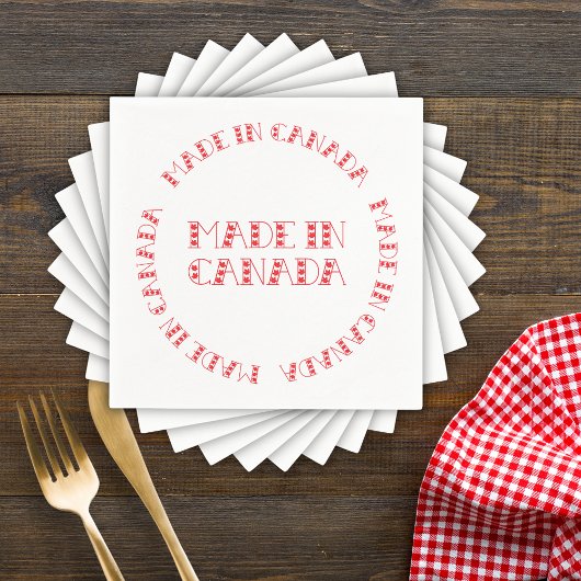 Serviette En Papier Rouge Fabriqué Au Canada