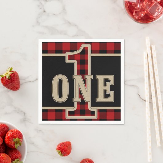 Serviette En Papier Rouge rustique Buffle Noir Plaid 1ère fête d'anniv (En situation)