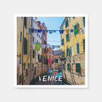 Rue à Venise avec lave-linge Italie