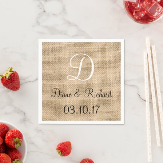 Serviette En Papier Russe Mariage Burlap Nom Date Monogramme (En situation)