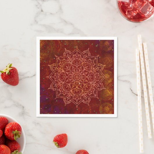 Serviette En Papier Rust Red Mandala Gold Glam (En situation)