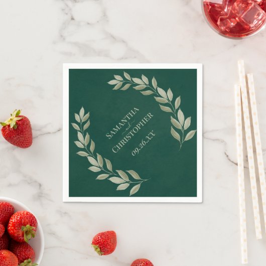 Serviette En Papier Rustic Emerald & Sage Feuille Mariage diagonal (En situation)