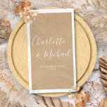 Serviette En Papier Rustic Kraft Elegant Signature Script Mariage<br><div class="desc">Conception mariage de signature rustique kraft élégante avec des noms de style signature,  ces serviettes d'invités en papier moderne peuvent être personnalisées avec vos informations en lettrage blanc chic. Conçu par Thisisnotme©</div>