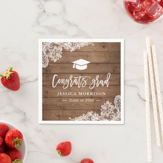 Serviette En Papier Rustic Wood Lace Félicitations Grad Grad Grad Grad (En situation)