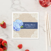 Serviette En Papier Rustique Blue Hydrangea dentelle & Mariage Burlap (En situation)