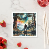 Serviette En Papier Sasquatch debout sous le clair de lune (En situation)