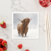 Serviette En Papier Scottish Highland Cow Licking Snowflakes (En situation)