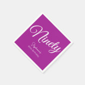 Serviette En Papier Script simple moderne rose foncé 90e anniversaire (Coin)