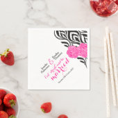 Serviette En Papier Serviettes de mariage carnation moderne et luxueus (En situation)