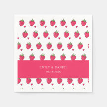 Serviettes de mariage rose fantaisiste à la fraise