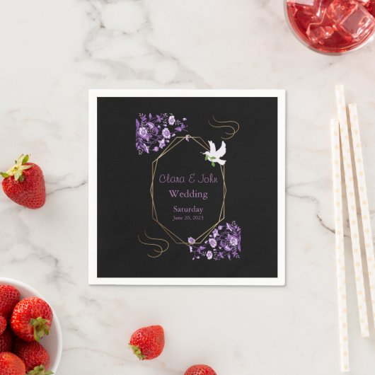 Serviette En Papier Serviettes Mariage violet et noir (En situation)