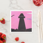Serviette En Papier Serviettes roses avec un phare en silhouette (En situation)