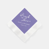 Serviette En Papier Servir Dans L'Amour Violet Mariage Monogram servie (Coin)