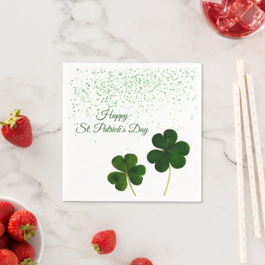 Serviette En Papier Shamrock de la verdure St. Patricks (En situation)