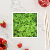 Serviette En Papier Shamrocks chanceux ! (En situation)