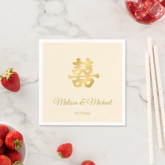 Serviette En Papier Simple Beige Gold Mariage chinois personnalisé (En situation)