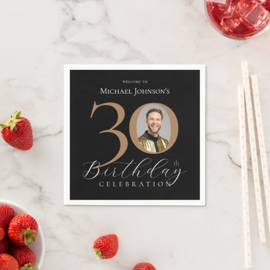 Serviette En Papier Simple Elegant Black Gold Photo 30e anniversaire (En situation)