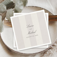Simple mariage sur la plage avec des rayures de ca