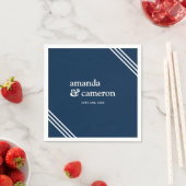 Serviette En Papier Simple moderne élégant Mariage bleu marine (En situation)