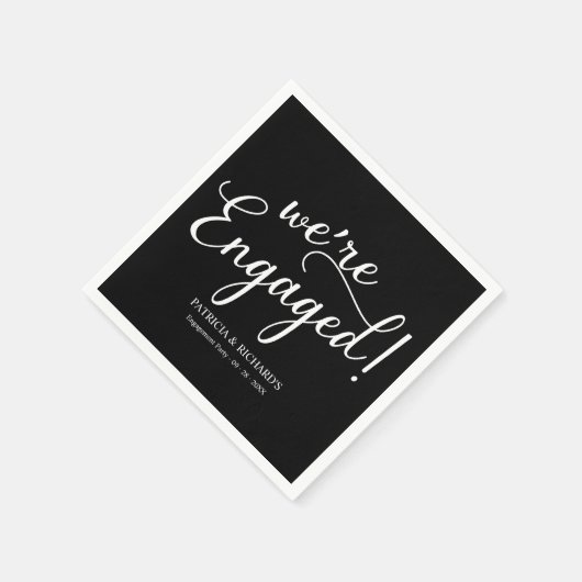 Serviette En Papier Simple Nous sommes Engaged Engagement Party Noir (Coin)