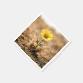 Serviette En Papier Single Yellow Daisy Bursting Out of Dirt (Coin)