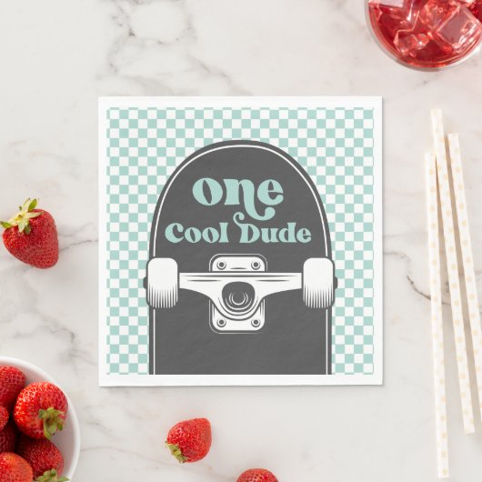 Serviette En Papier Skateboard One Cool Dude Anniversaire (En situation)