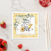 Serviette En Papier So Sweet to Bee One 1st Birthday Napkin (En situation)