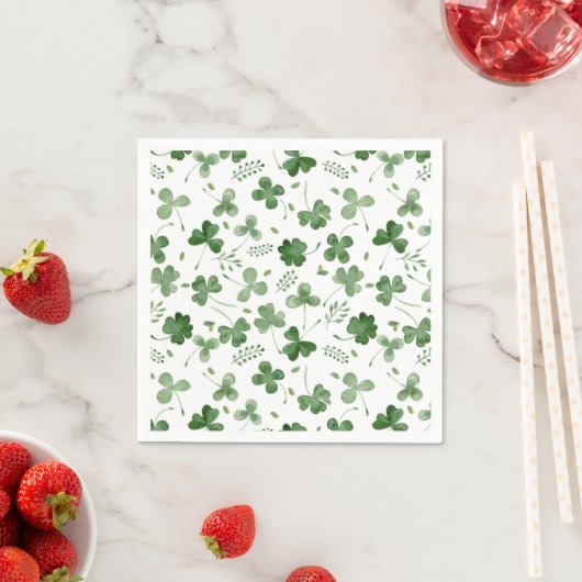 Serviette En Papier Soft Watercolor Shamrock (En situation)
