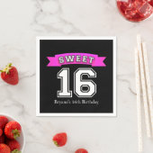 Serviette En Papier Soirée d'anniversaire Sweet 16 Sport noir et rose (En situation)