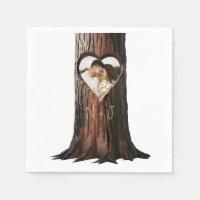 Souche d'arbre à cœur sculpté Mariage rustique min