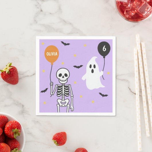 Serviette En Papier Squelette éffrayant et Fête d'anniversaire (En situation)