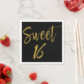 Serviette En Papier Sweet 16 Gold Foil Anniversaire serviettes (En situation)