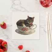 Serviette En Papier Tabby dans une tasse de thé (En situation)