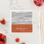 Serviette En Papier Terracotta et rayures blanches noires (En situation)