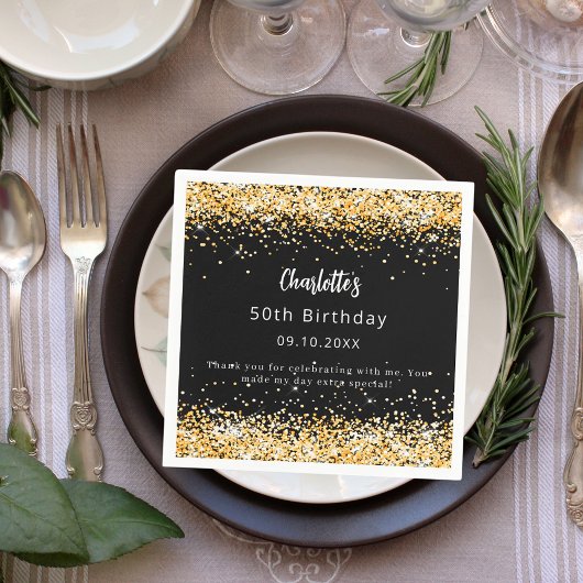 Serviette En Papier Texte du script de nom d'or noir de l'anniversaire