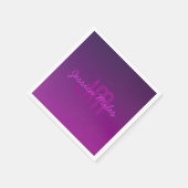 Serviette En Papier Texte monogramme modifiable moderne & Ombre violet (Coin)