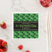 Serviette En Papier Thème Trèfle Fête de la Saint-Patrick (En situation)