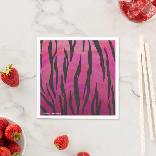 Serviette En Papier Tiger rose chaud et noir (En situation)