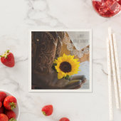 Serviette En Papier Tournesol et dentelle Fête des mariées occidentale (En situation)