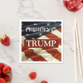 SERVIETTE EN PAPIER TRUMP 2024 (En situation)