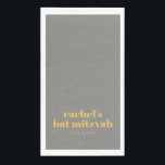 Serviette En Papier Typographie en gras Nom du Bat mitzvah jaune et gr<br><div class="desc">Typographie Gras Personnalisé Jaune et Gris Papier Bat mitzvah moderne Serviettes d'hôtes</div>