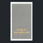 Serviette En Papier Typographie en gras Nom du Bat mitzvah jaune et gr<br><div class="desc">Typographie Gras Personnalisé Jaune et Gris Papier Bat mitzvah moderne Serviettes d'hôtes</div>